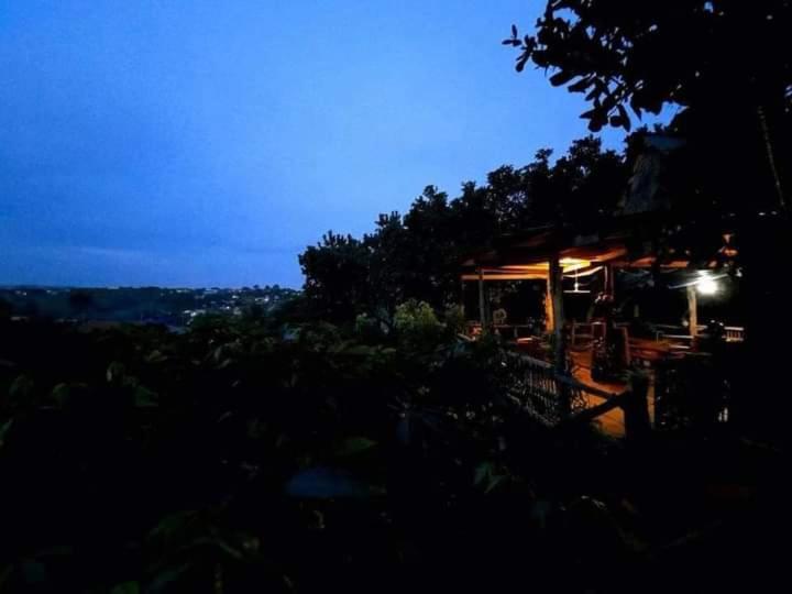 Tree Lodge Banlung Esterno foto