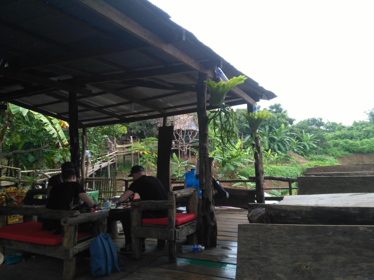 Tree Lodge Banlung Esterno foto
