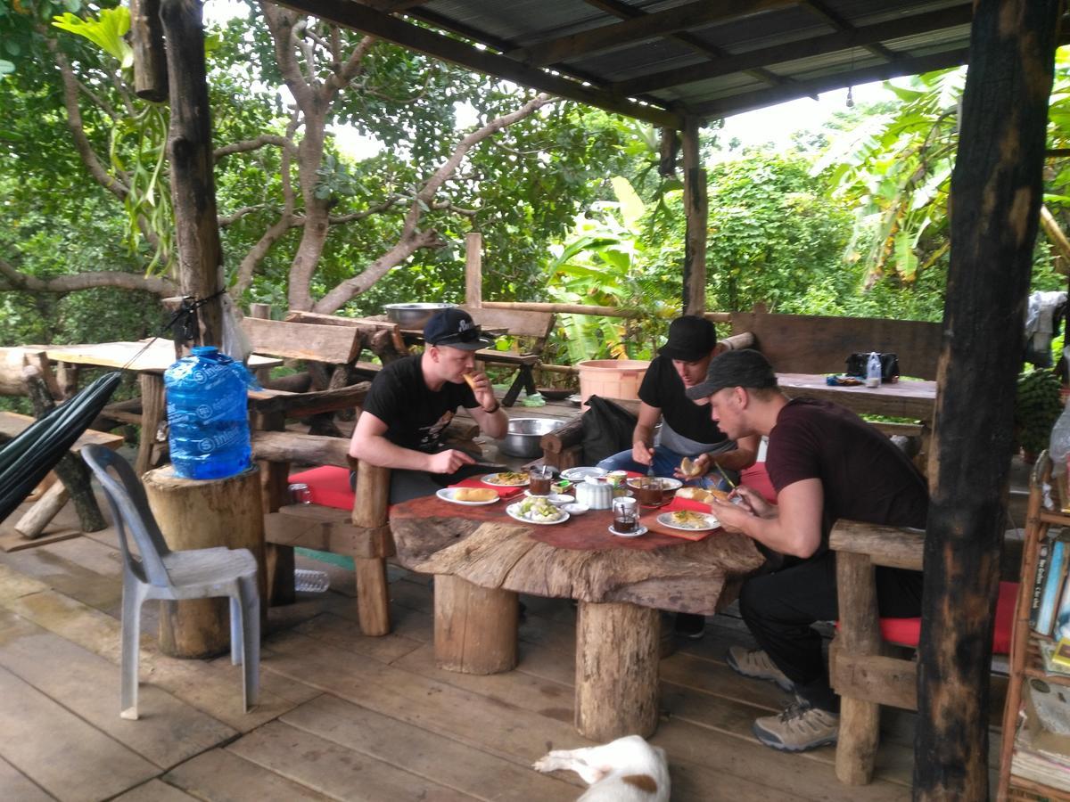 Tree Lodge Banlung Esterno foto