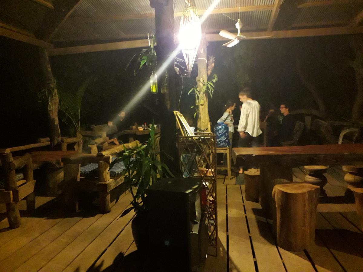 Tree Lodge Banlung Esterno foto