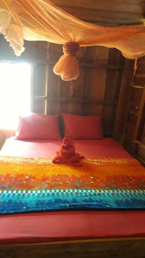 Tree Lodge Banlung Esterno foto