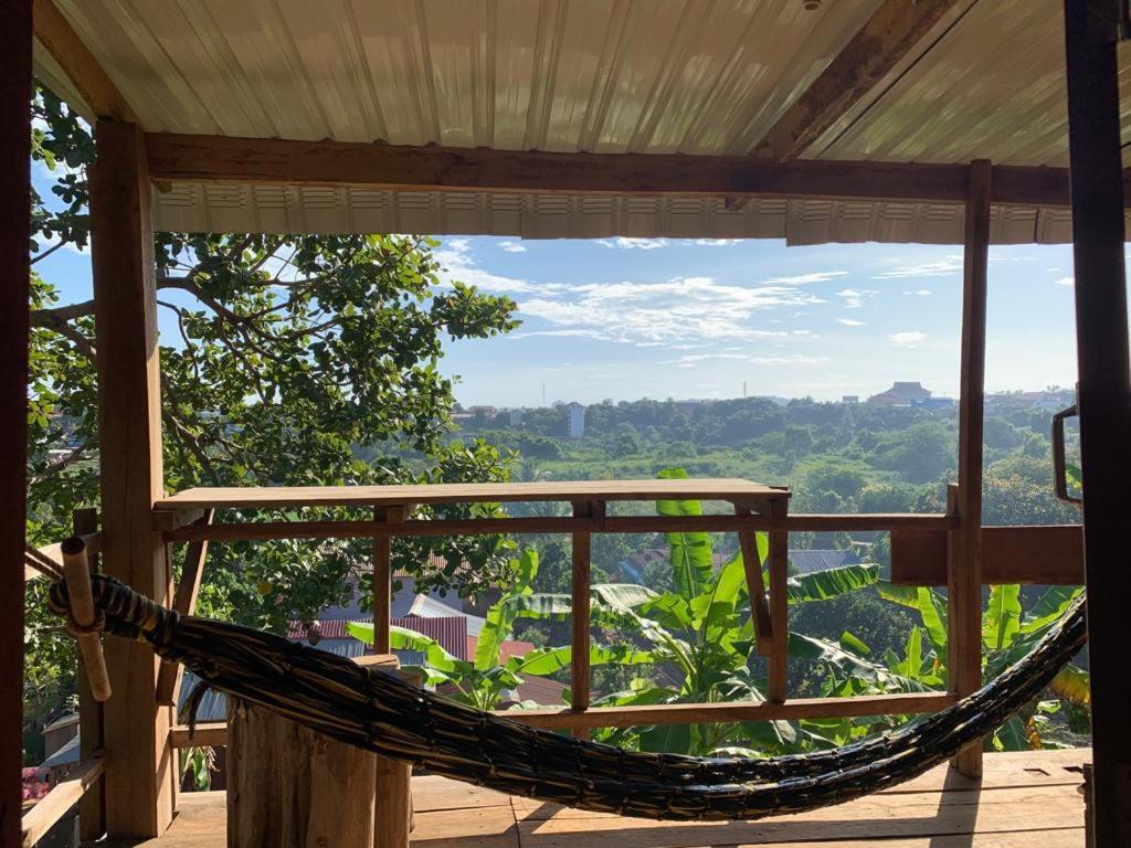 Tree Lodge Banlung Esterno foto